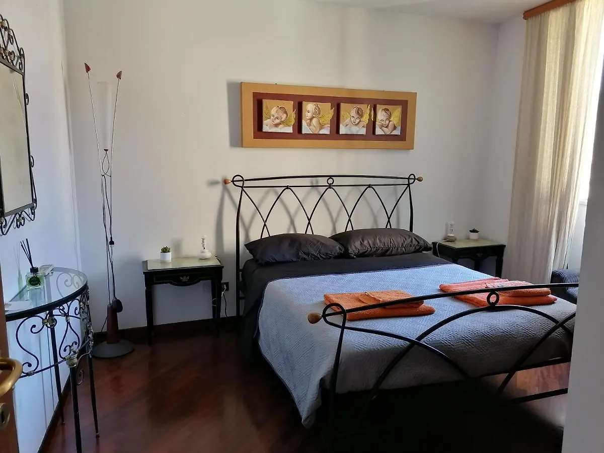 Maison d'hôtes Hotel A due passi appartament à Palerme
